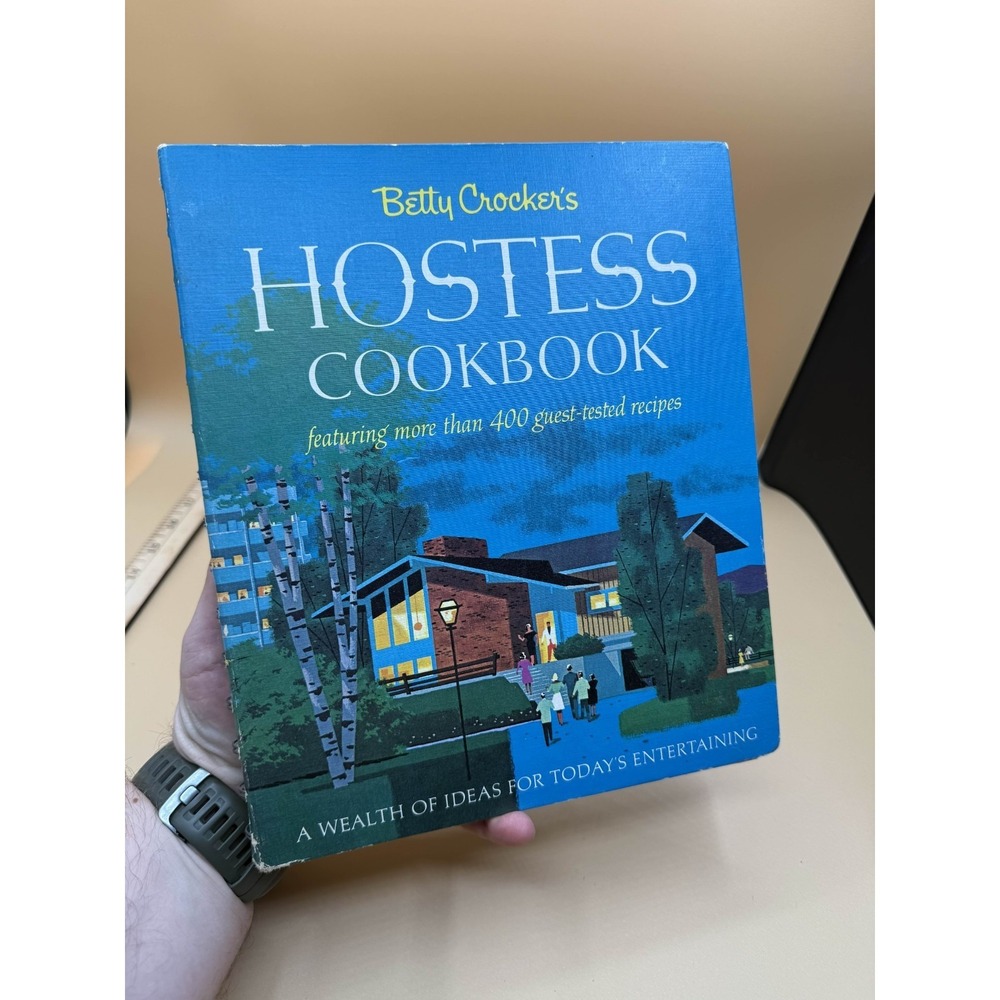 Vintage 1967 Betty Crocker's Hostess Cookbook First Edition‎ Mid Century
